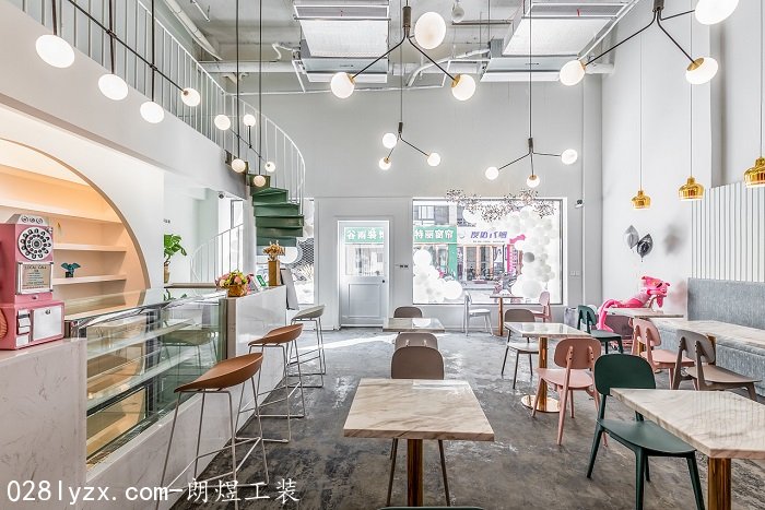 蛋糕店樓道和二樓整體設計效果